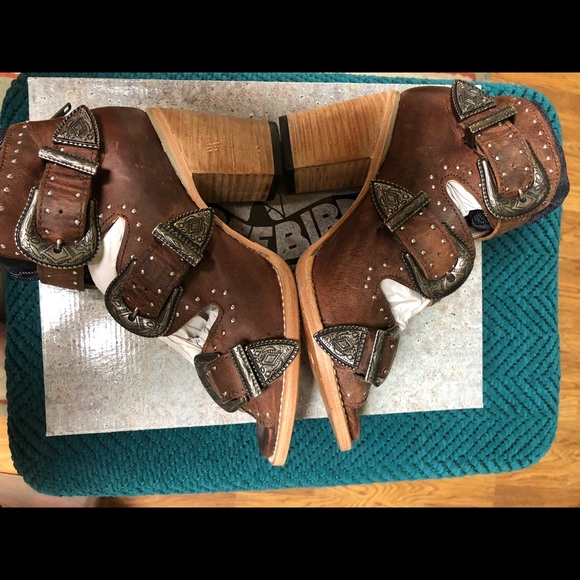 [SOLD] BNIB Freebird by Steven Violet 9.0 Cognac - Picture 6 of 9